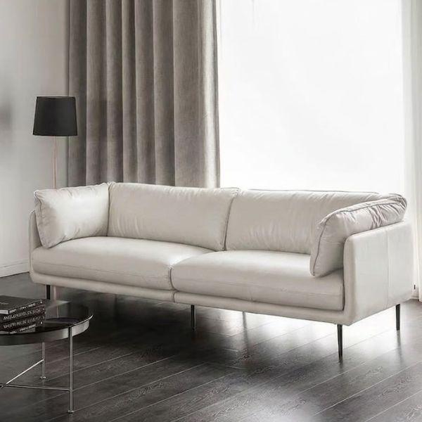 Cận cảnh chất liệu cao cấp và đường may tỉ mỉ của sofa văng HHL 356 Vua Sofa